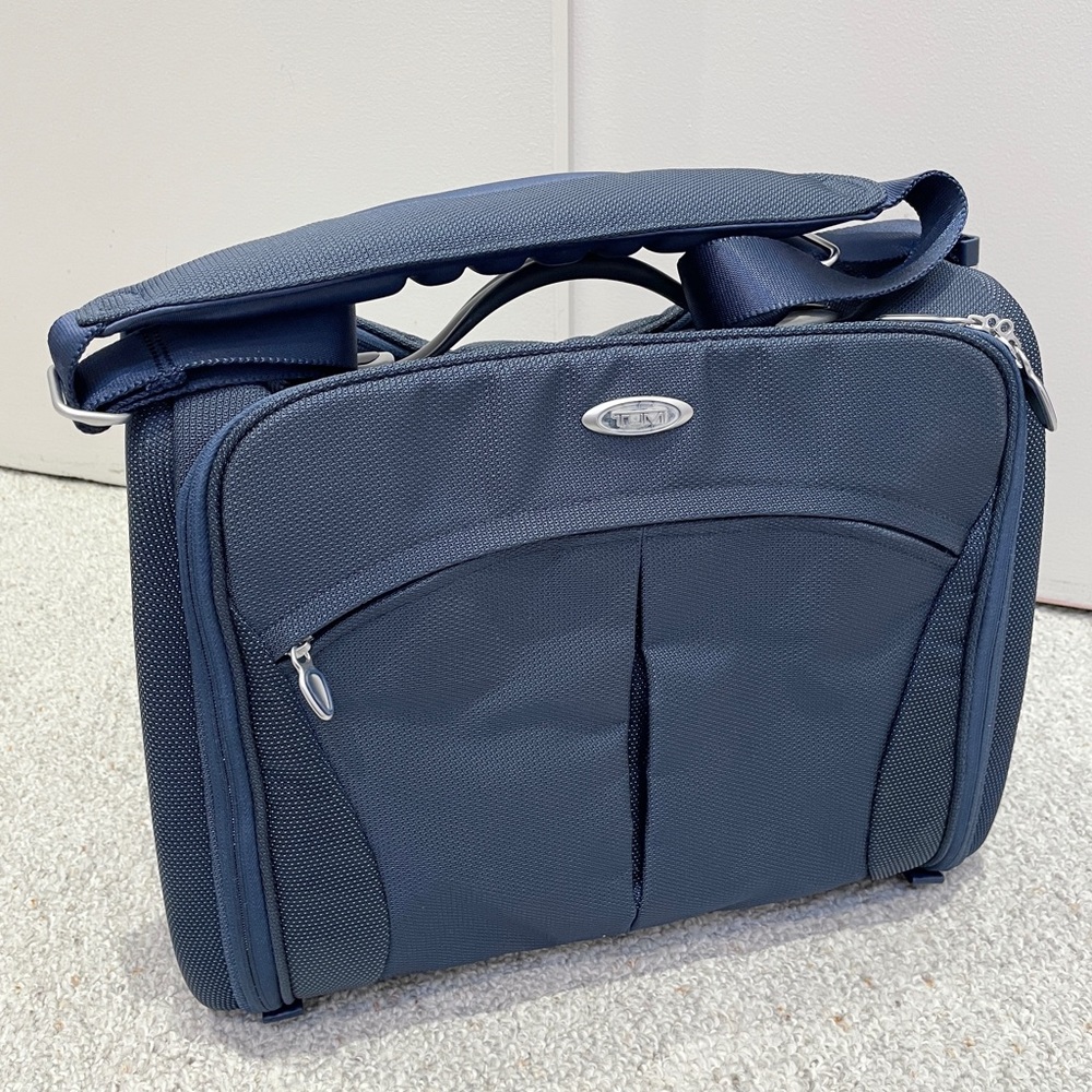 Tumi medium travel tote